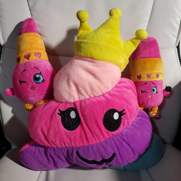 Lot of 2 SHOPKINS Lippy Lips & 1 Justice Rainbow Emoji Plush - Picture 12 of 12